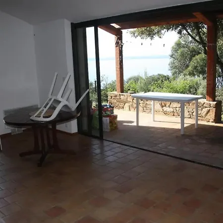 Catherine Vue Et Terrasse *