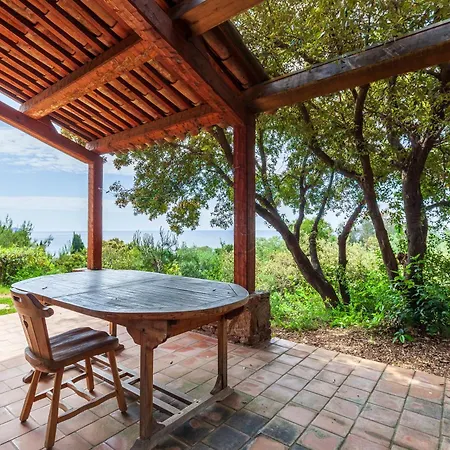 度假居 Catherine Vue Et Terrasse