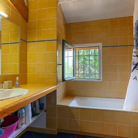 Catherine Vue Et Terrasse 度假居